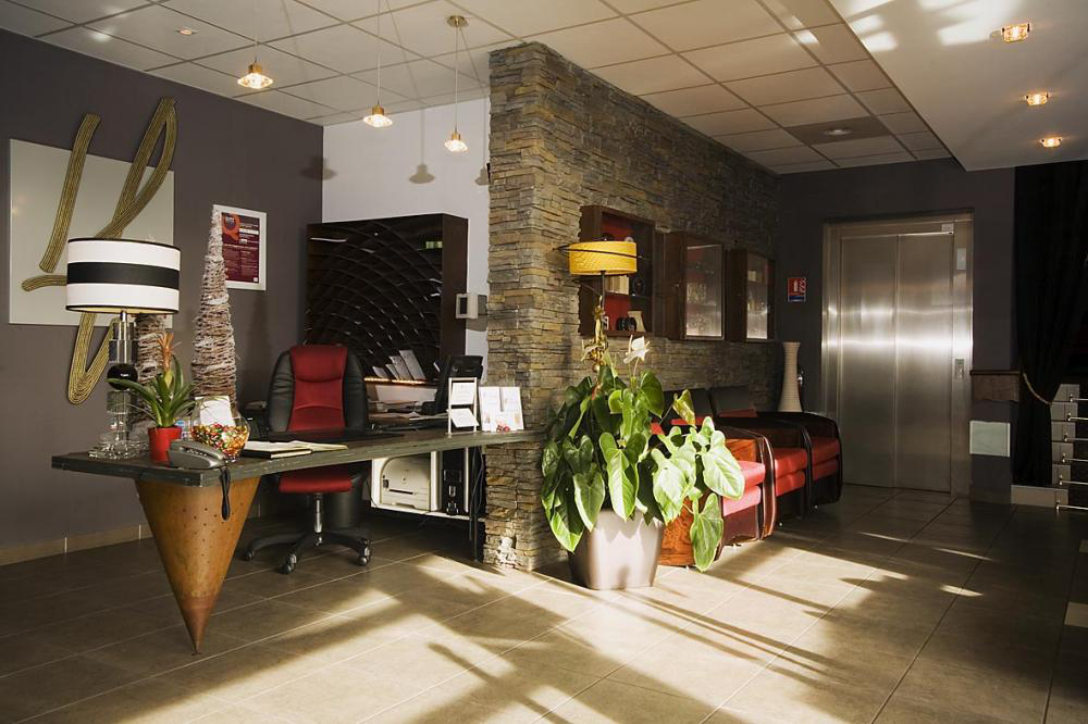 hotel perpignan 381 1